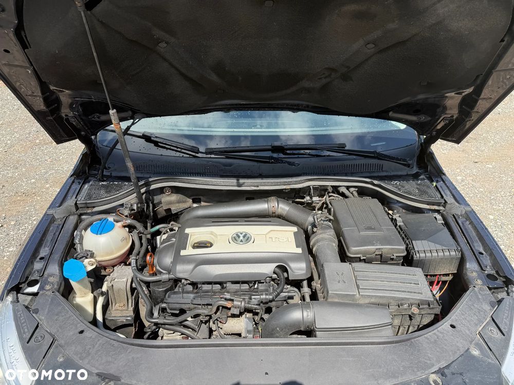 Volkswagen Passat 1.8 TSI Sportline - 19