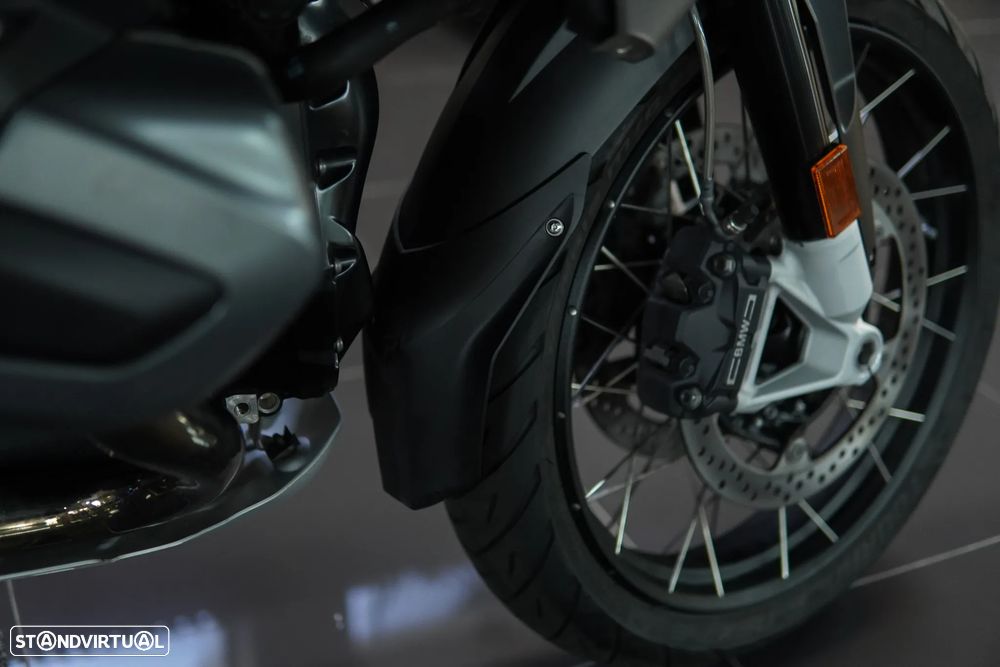 BMW R 1250 GS TRIPLE BLACK - 21