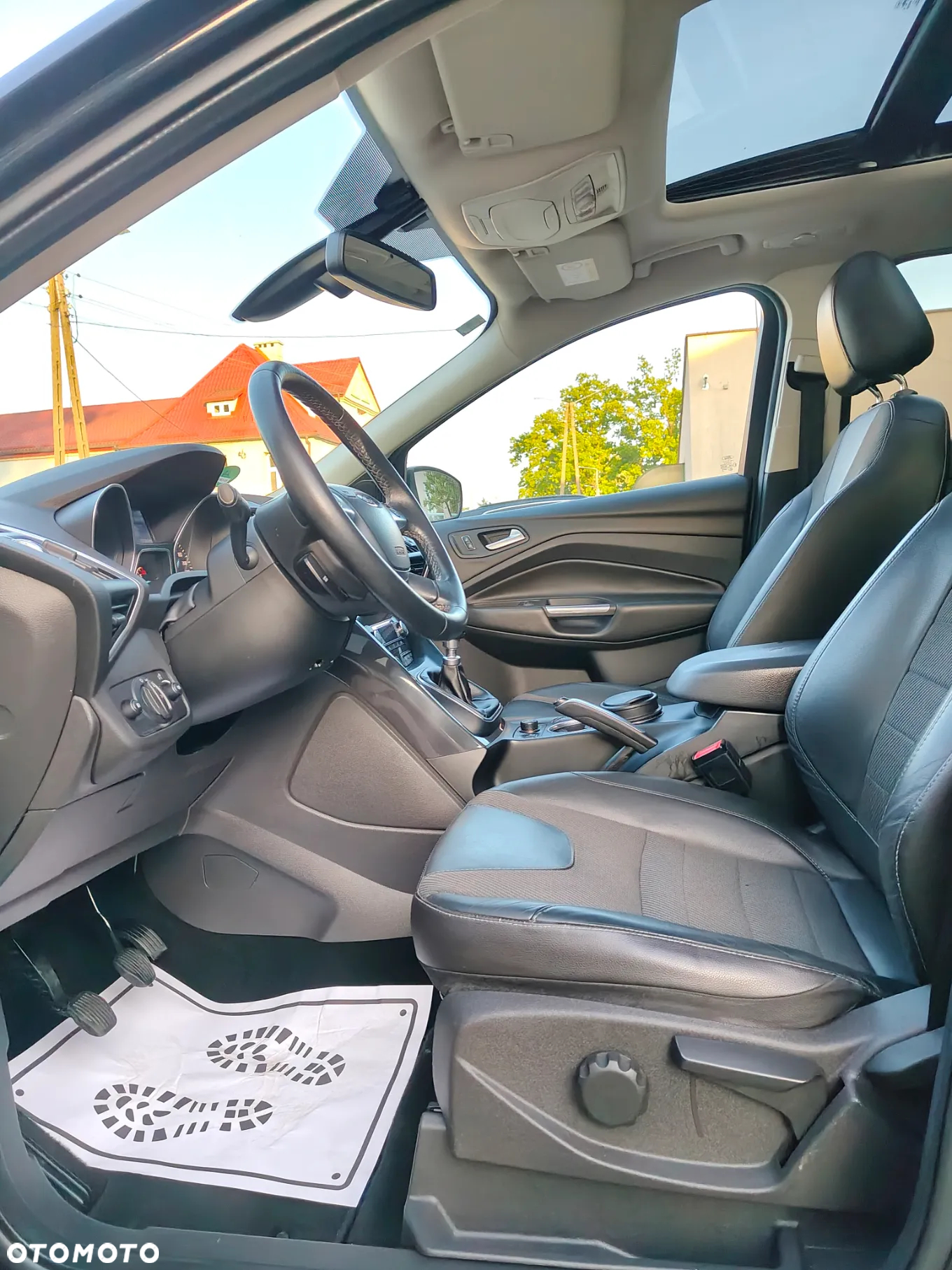 Ford Kuga 1.5 EcoBoost 2x4 Individual - 11