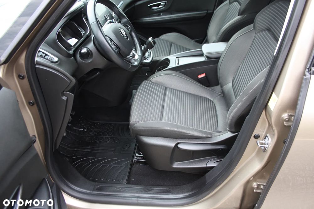 Renault Scenic ENERGY TCe 115 EXPERIENCE - 9