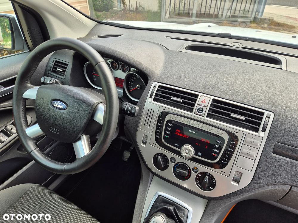 Ford Kuga 2.0 TDCi 4x4 Titanium - 9