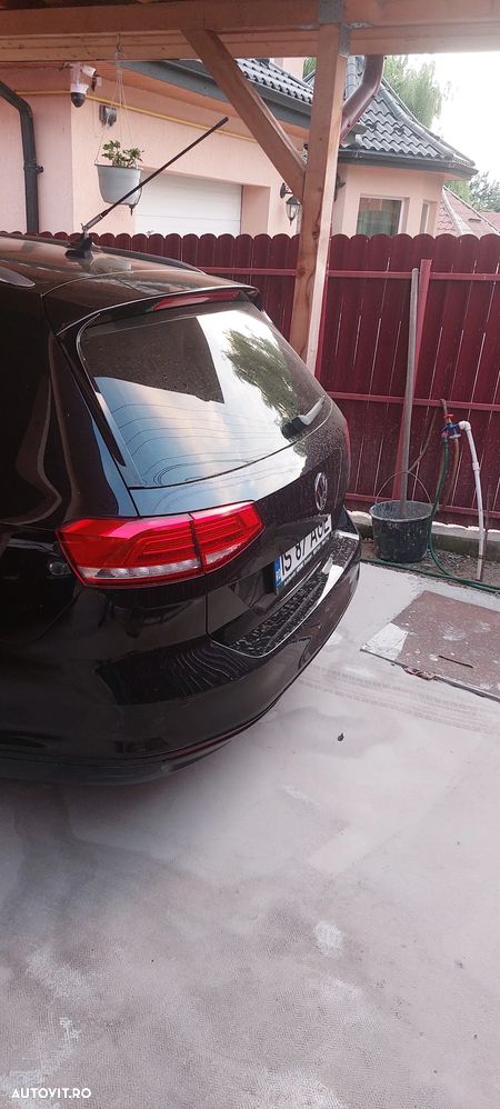 Volkswagen Passat 2.0 TDI DSG Highline - 3