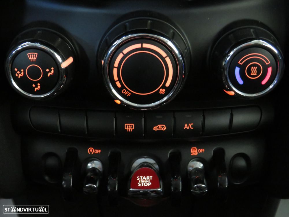 MINI 5 Portas Cooper D - 34