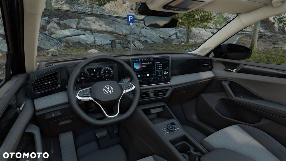 Volkswagen Tiguan - 13