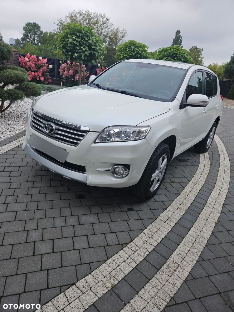 Toyota RAV4 2.2 D-4D Sol Platinium NAVI - 1