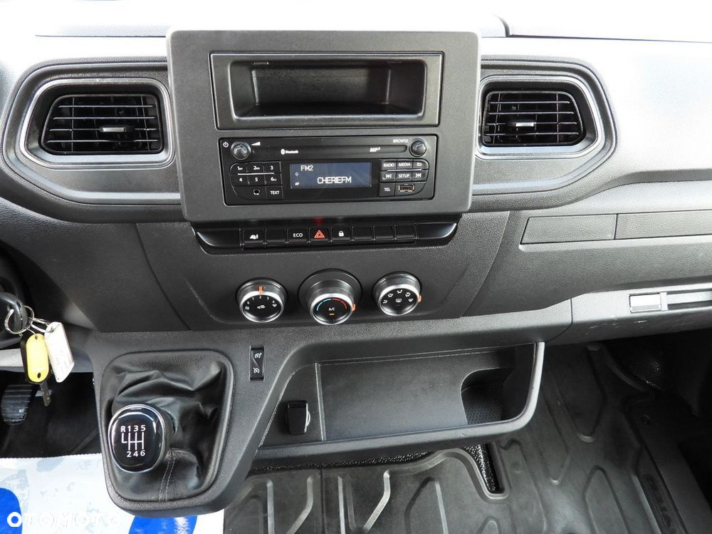 Renault MASTER WYWROTKA TEMPOMAT LEDY BLIŹNIACZE KOŁA KLIMATYZACJA  130KM - 32