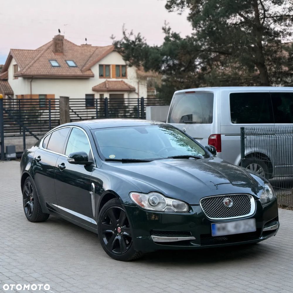 Jaguar XF 2.7 V6 D Premium Luxury - 3