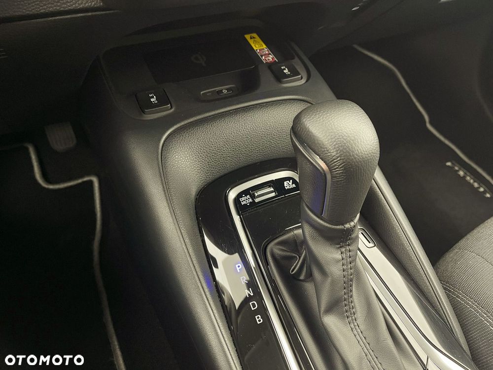 Toyota Corolla 1.8 Hybrid Comfort - 19