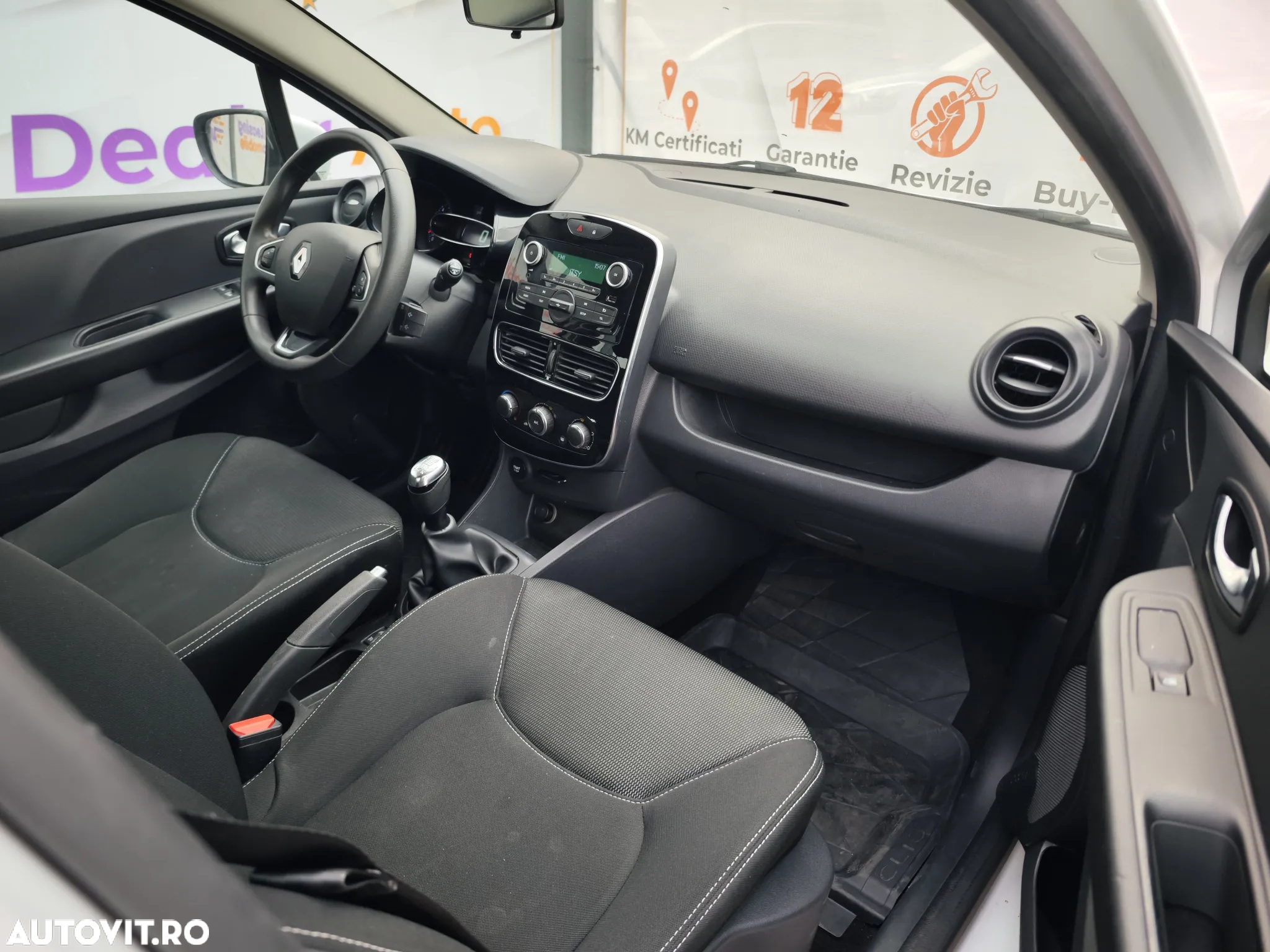 Renault Clio - 11