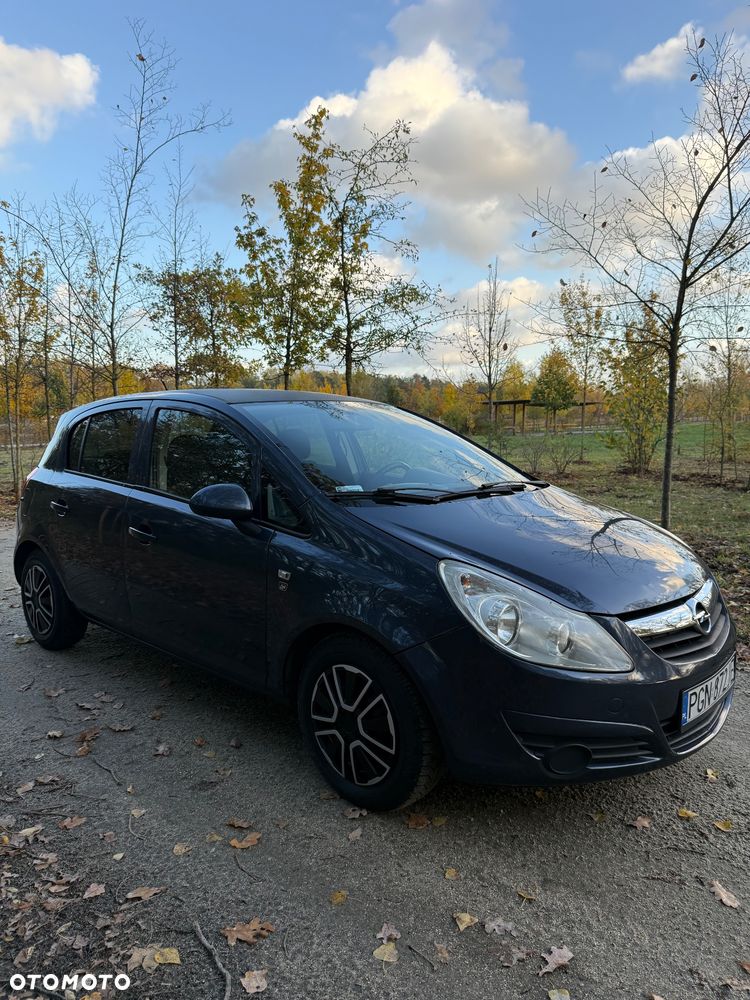 Opel Corsa 2010 photo 2