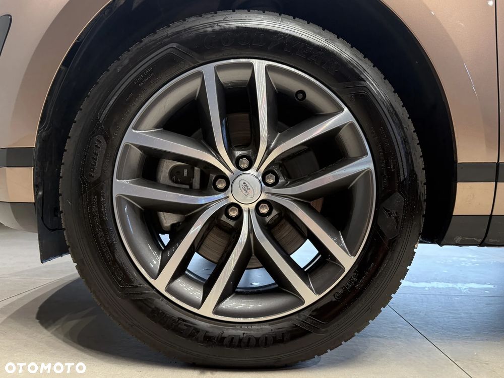 Land Rover Range Rover Evoque 2.0 D200 mHEV S - 9