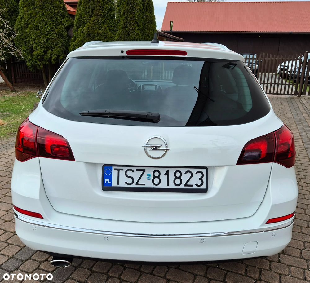 Opel Astra 2.0 CDTI DPF Innovation - 32