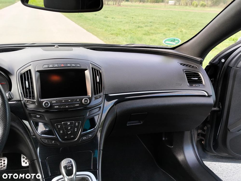 Opel Insignia 2.0 CDTI 4x4 ecoFLEX Start/Stop Business Innovation - 23