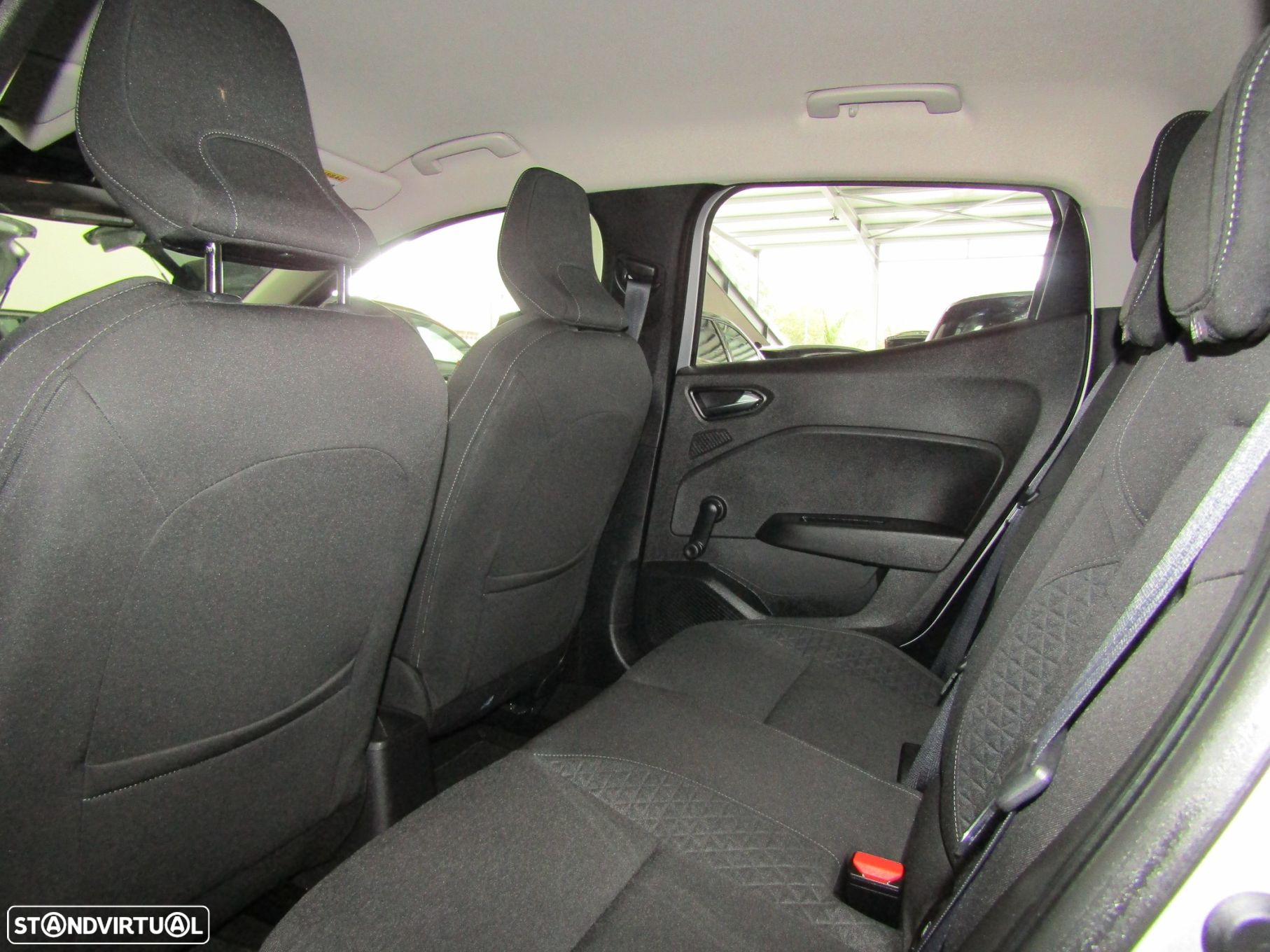 Renault Clio 1.5 Blue dCi Intens - 6