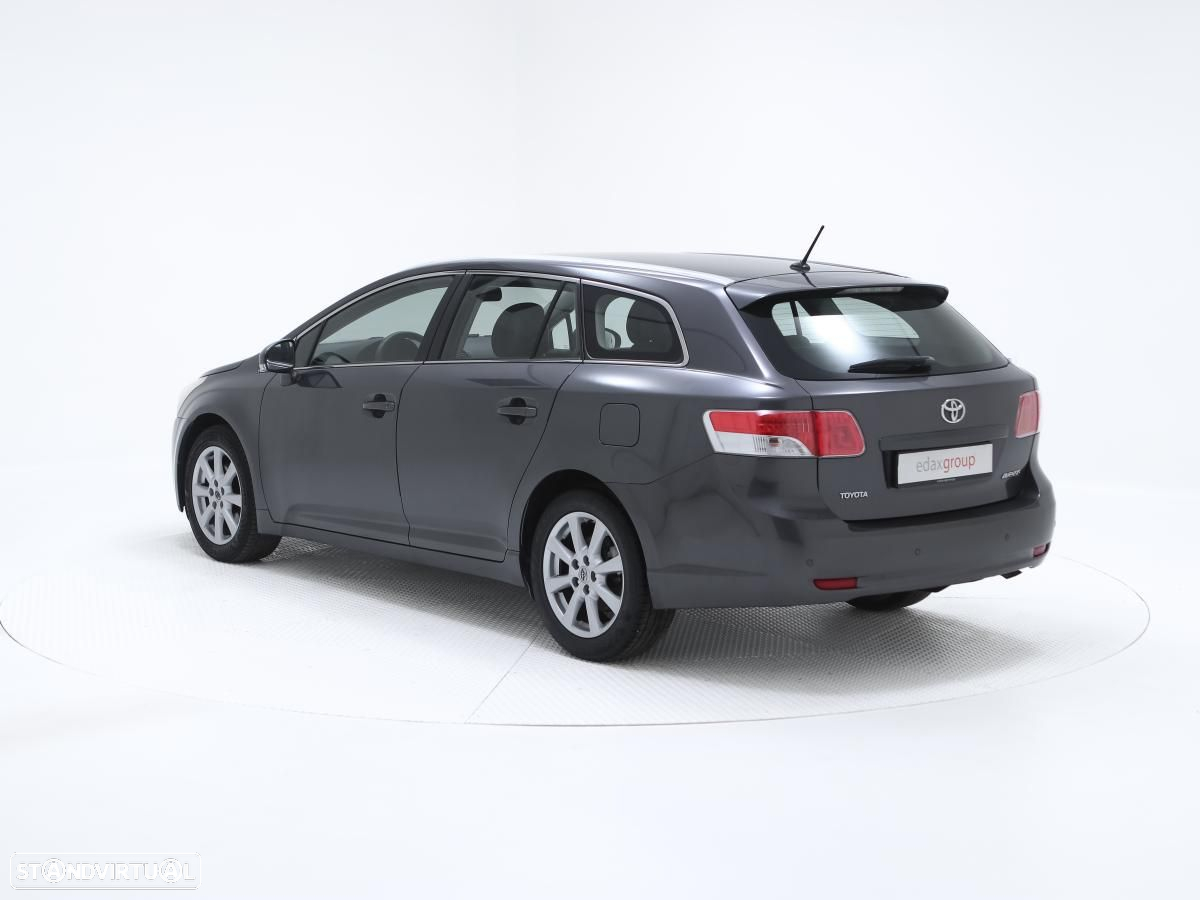 Toyota Avensis SW - 4