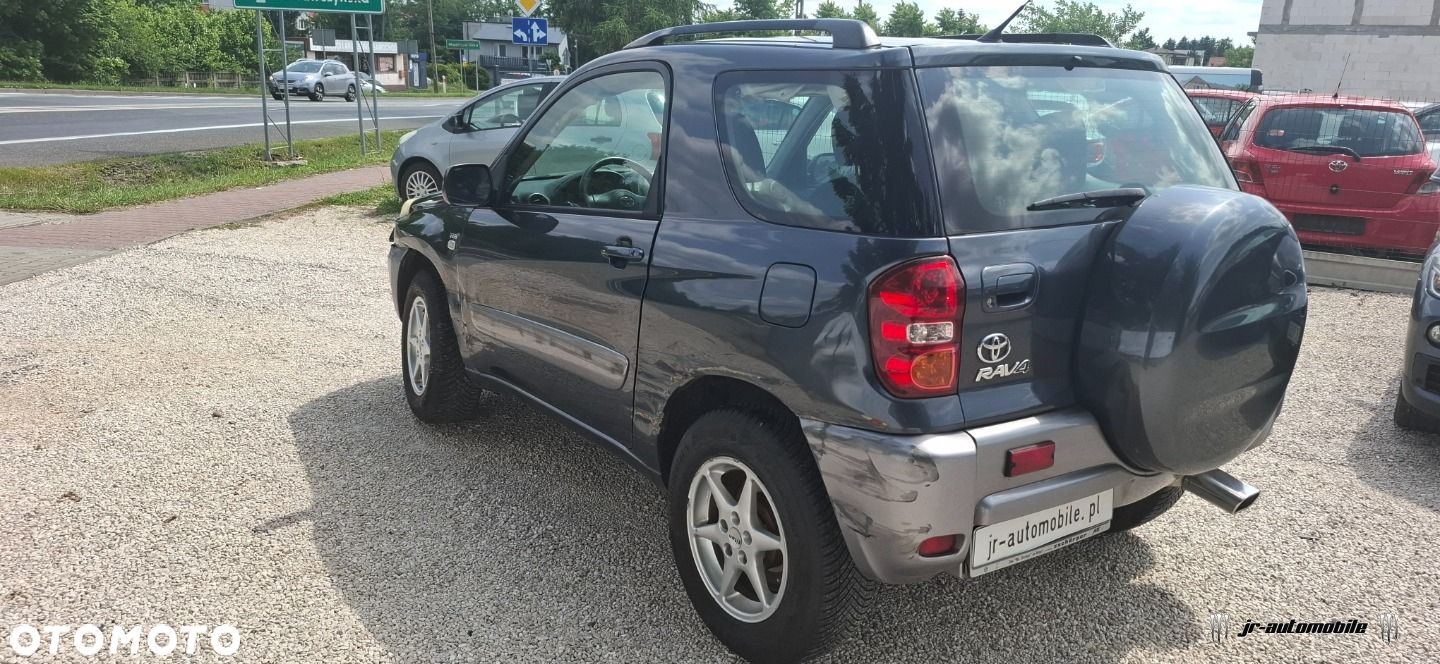 Toyota RAV4 - 5