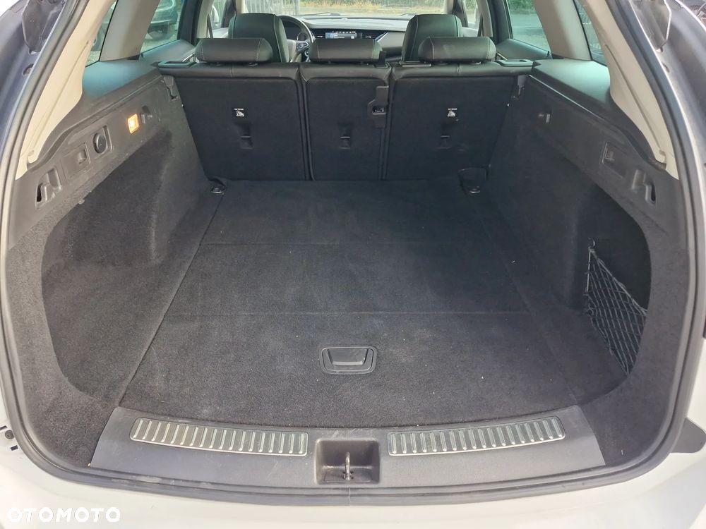 Opel Insignia 2.0 CDTI Exclusive S&S - 26