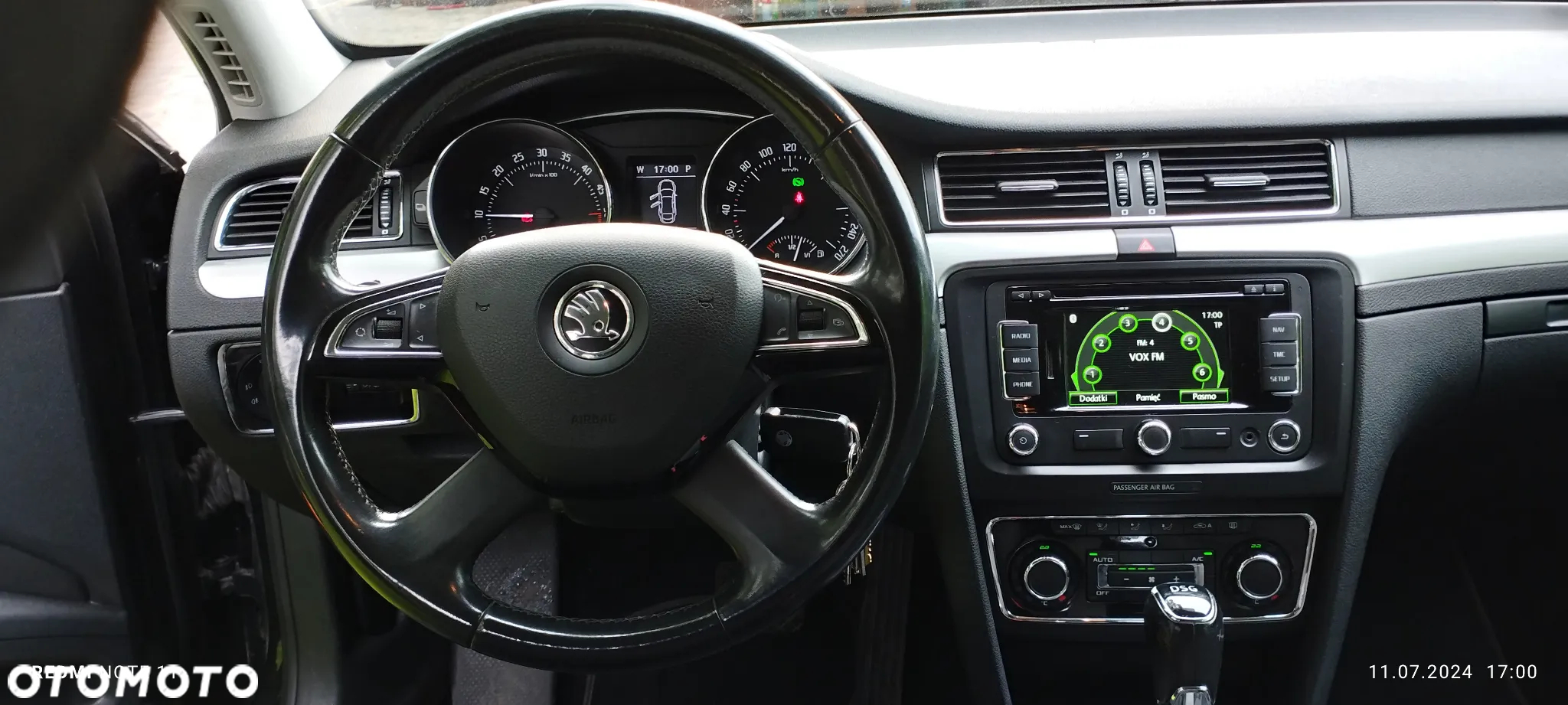 Skoda Superb 2.0 TDI DSG Ambition - 8