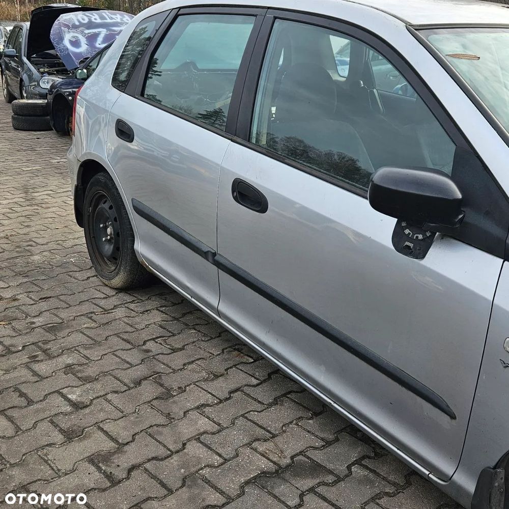 Drzwi Honda Civic VII (lak. NH623M) - 2
