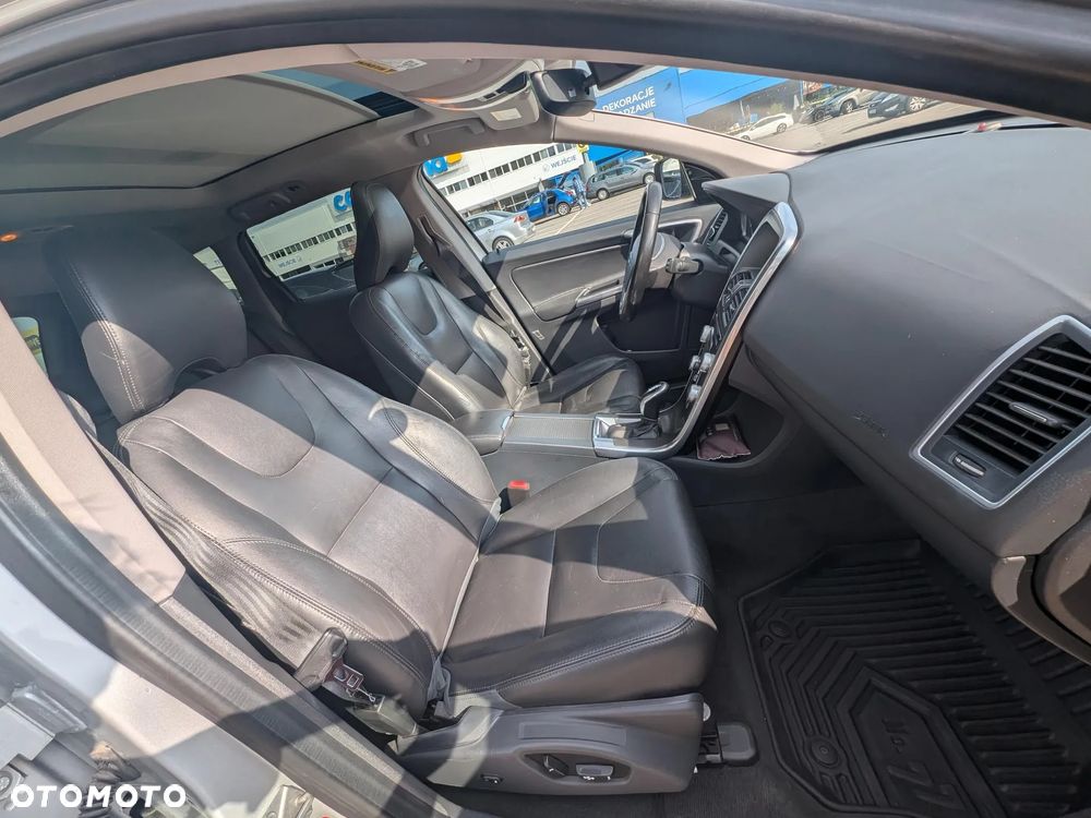 Volvo XC 60 - 12