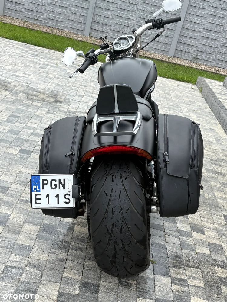 Harley-Davidson V-Rod Muscle - 2