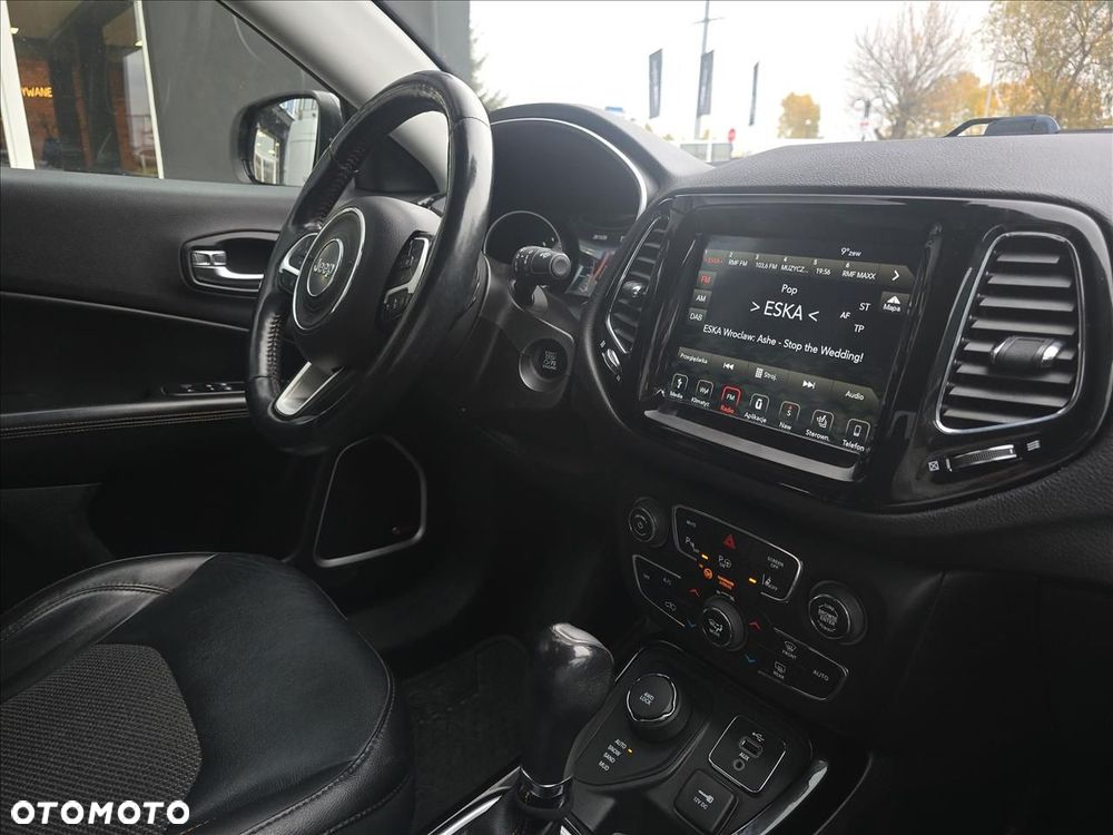 Jeep Compass 2.0 MJD Limited 4WD S&S - 26