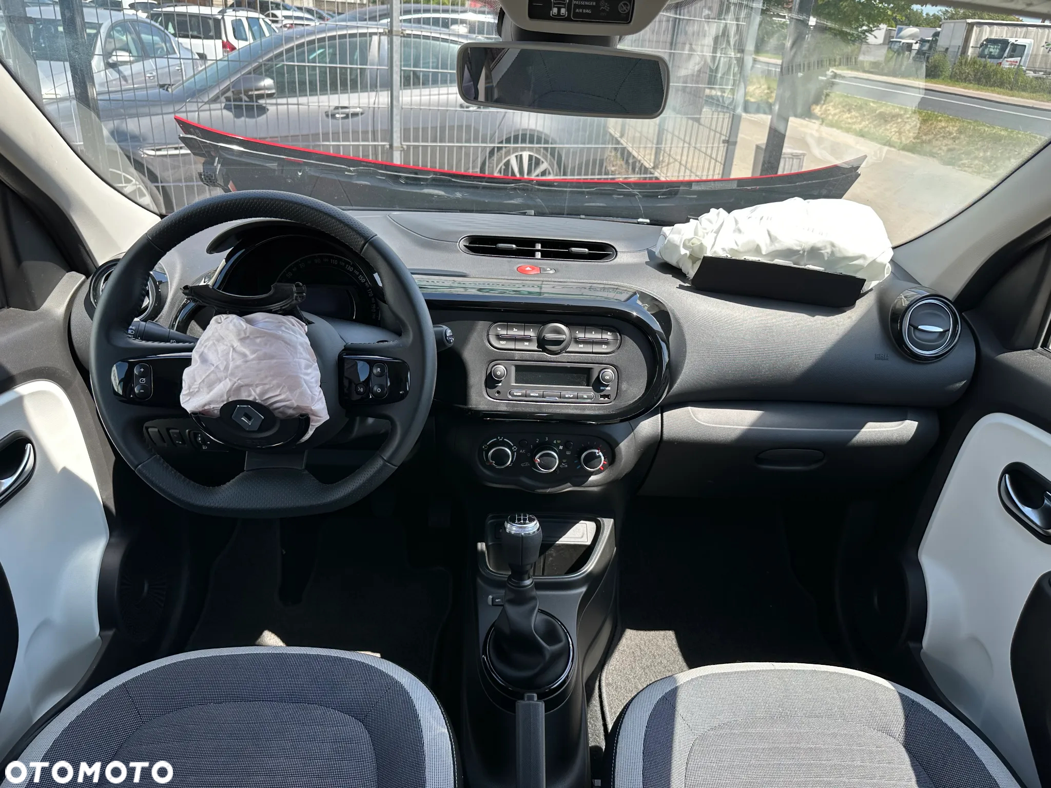 Renault Twingo SCe 75 LIMITED - 20