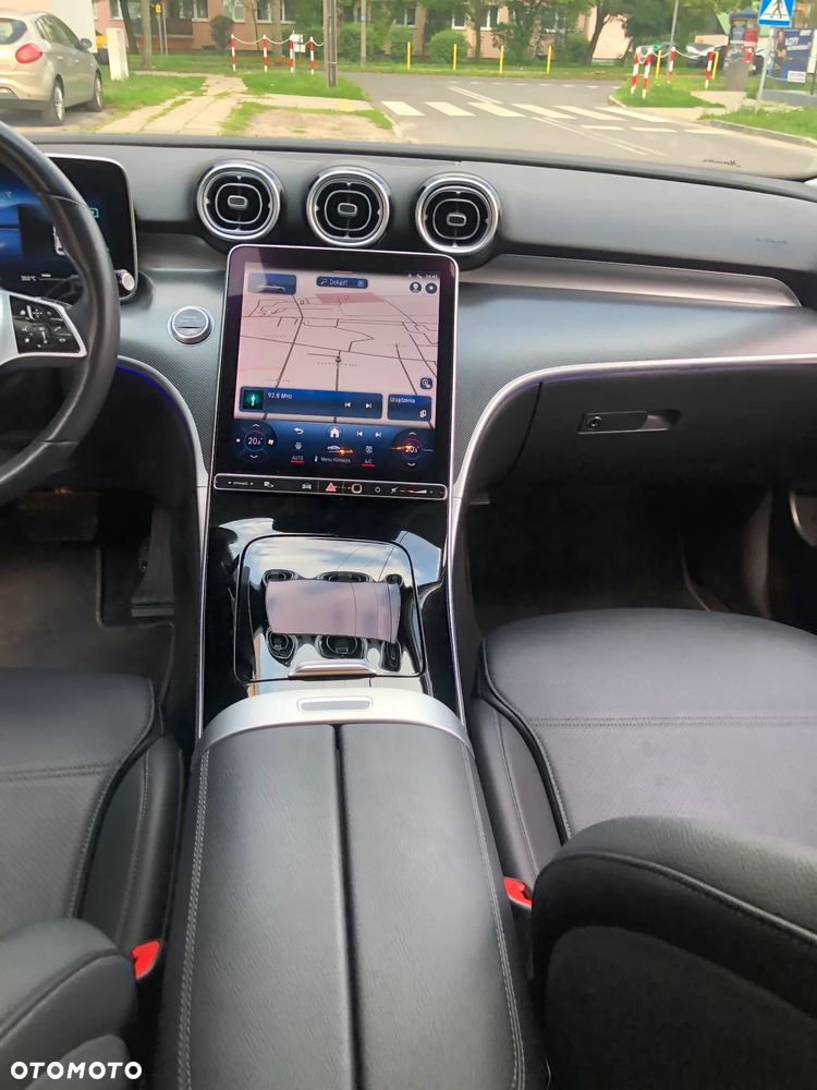 Mercedes-Benz Klasa C 220 d mHEV - 17