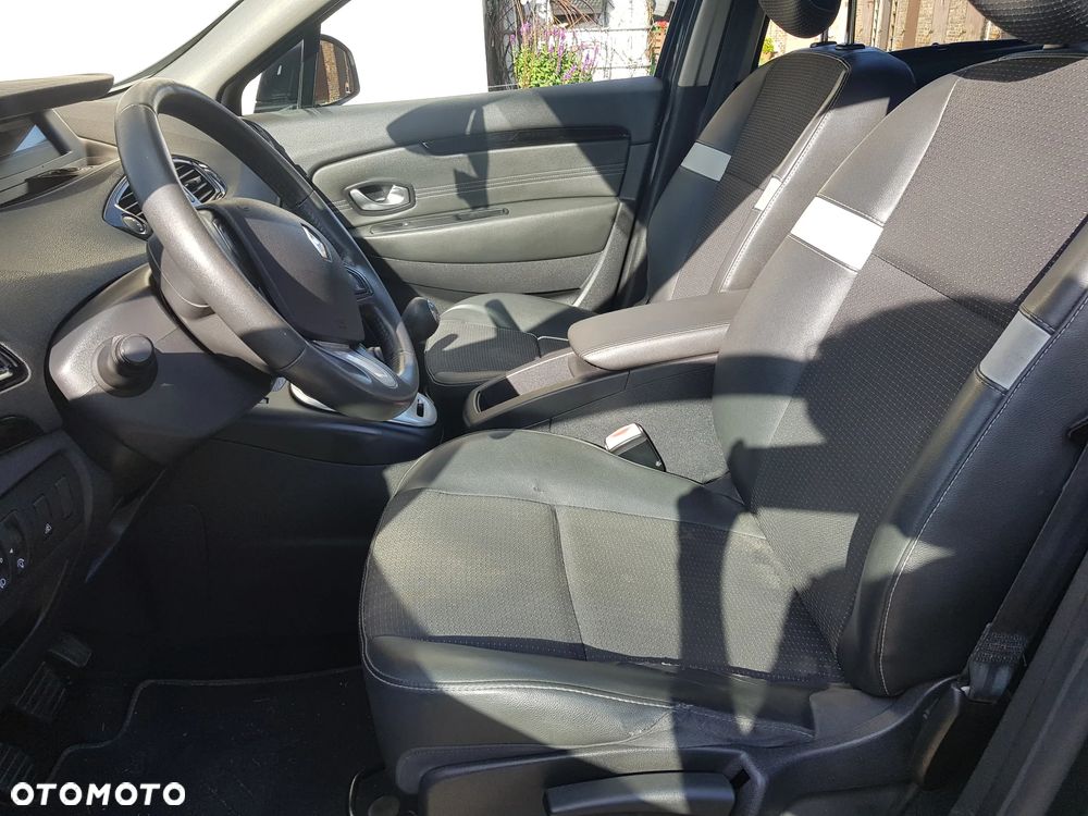 Renault Grand Scenic - 8