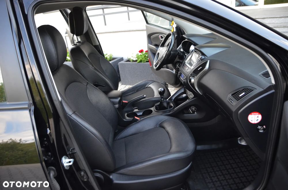 Hyundai ix35 1.7 CRDi Premium 2WD - 24