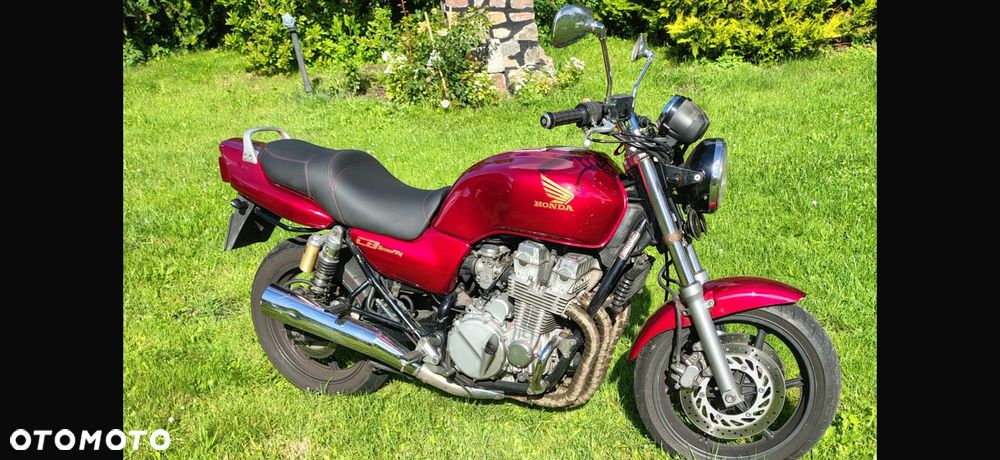 Honda CB - 1