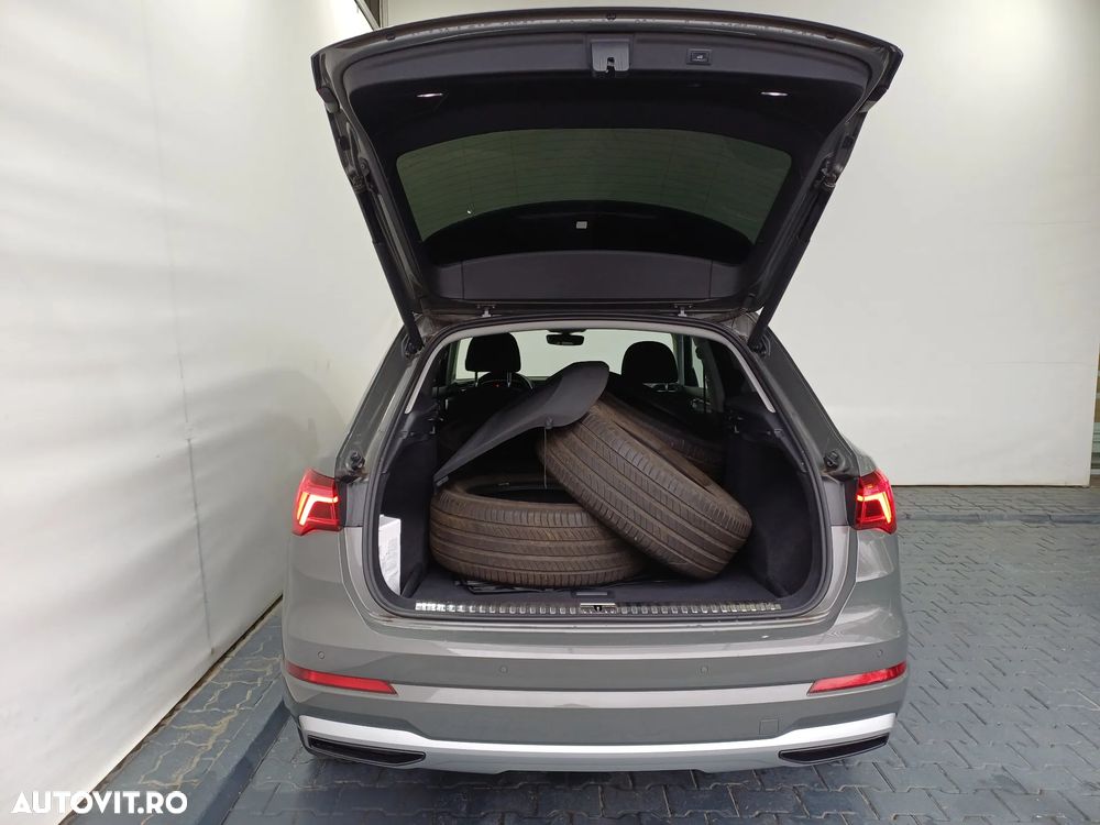 Audi Q3 2.0 35 TDI S tronic quattro Advanced - 32