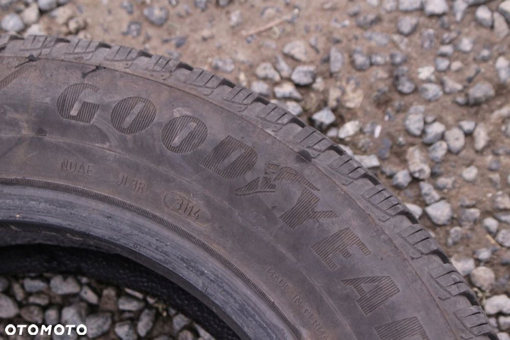 OPONY KOMPLET ZIMOWE GOODYEAR ULTRAGRIP 9 195/65/15 3114 6mm - 6