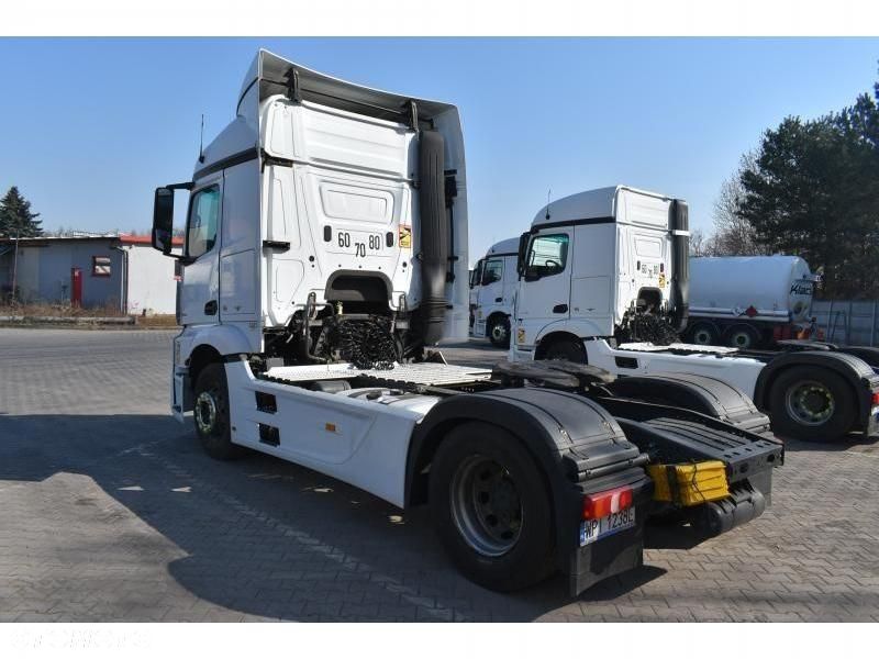 Mercedes-Benz Actros - 1