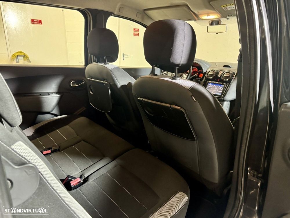 Dacia Lodgy 1.5 Blue dCi Stepway 7L - 36