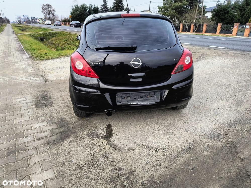 Opel Corsa 1.2 16V - 10