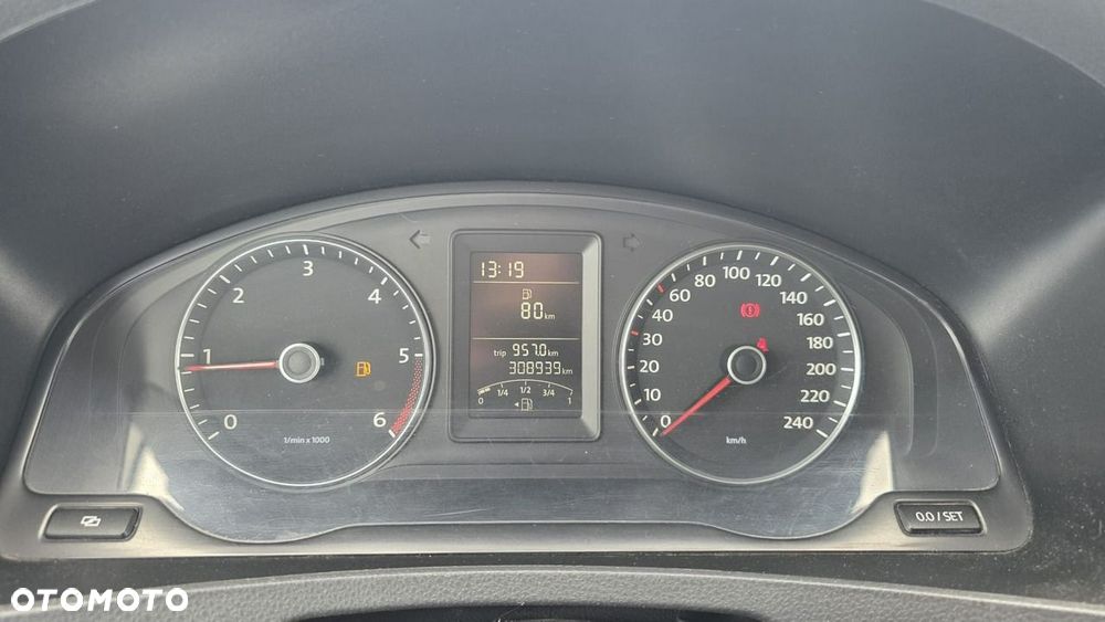 Volkswagen Transporter - 11