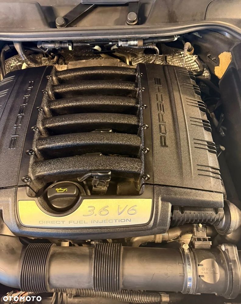 Porsche Cayenne Platinum Edition - 21