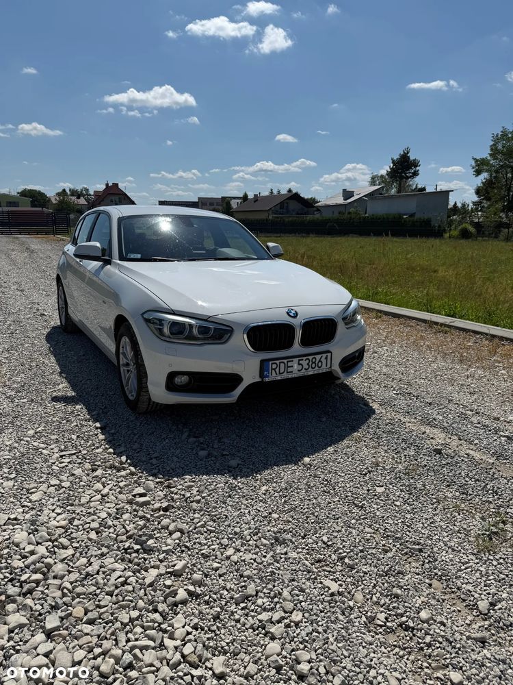 BMW Seria 1 120d Sport Line - 2