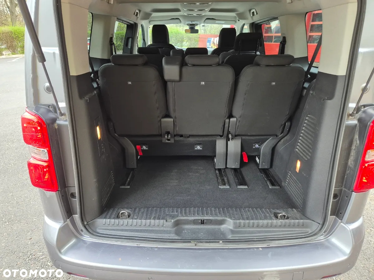 Peugeot Traveller 2.0 BlueHDi Standard Active - 16