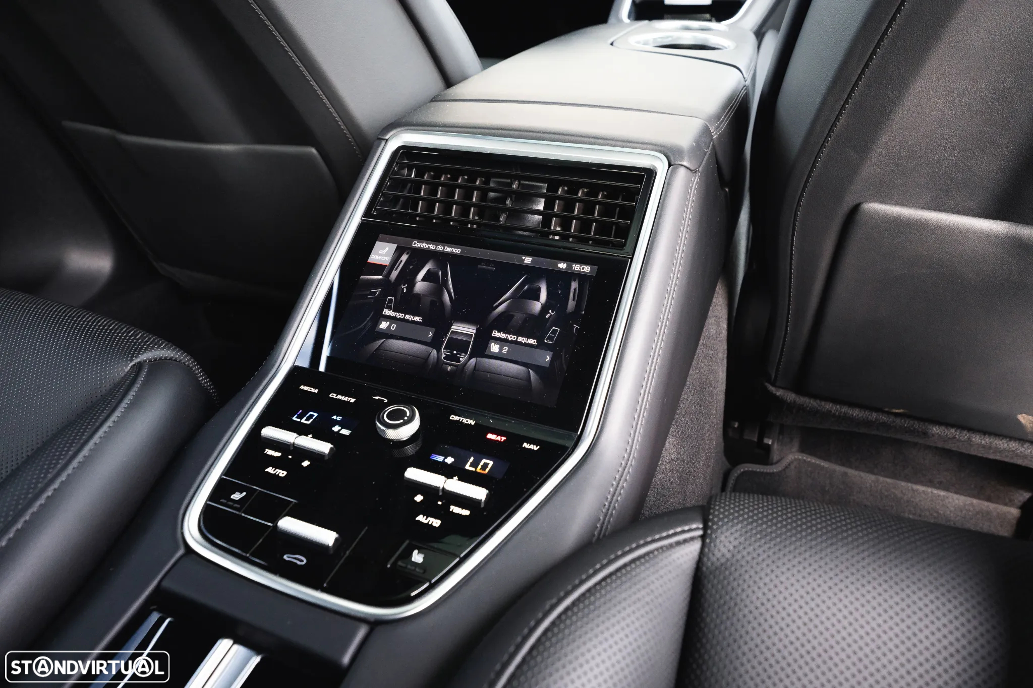 Porsche Panamera Turbo S E-Hybrid - 32