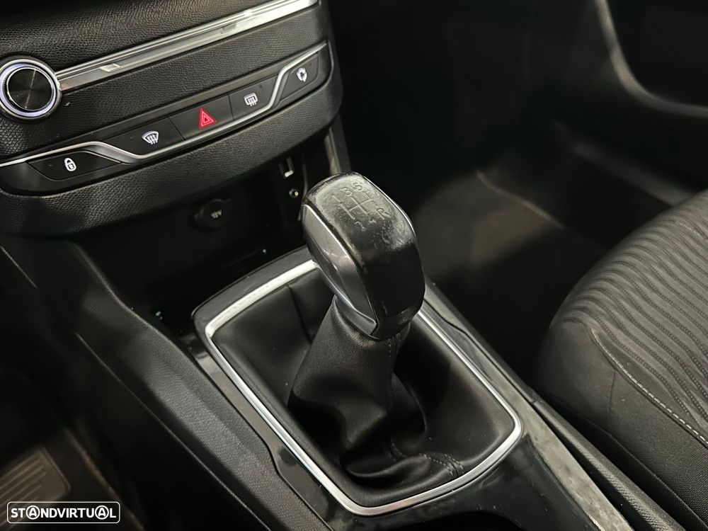 Peugeot 308 1.6 BlueHDi Access - 24