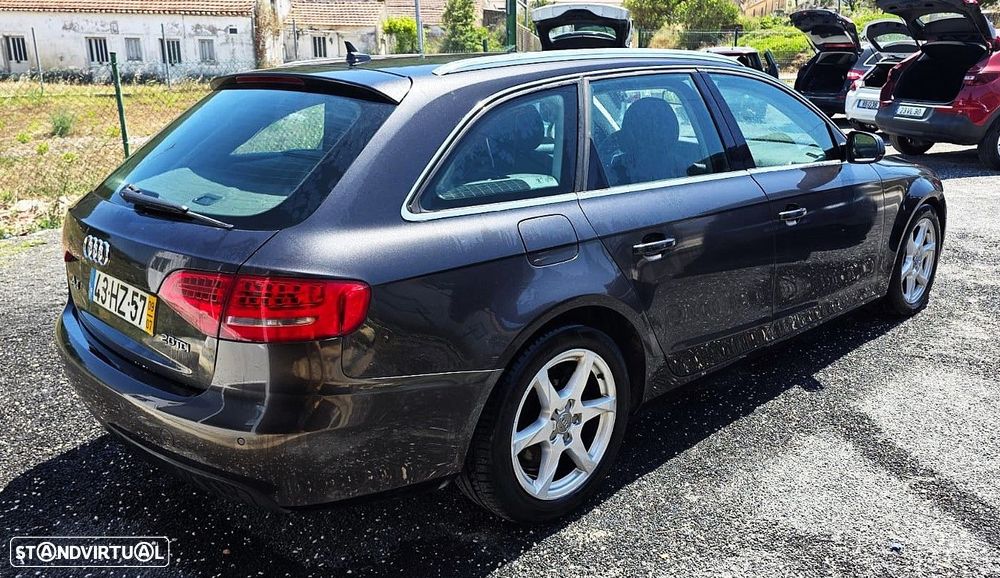 Audi A4 Avant 2.0 TDI exclusive - 6