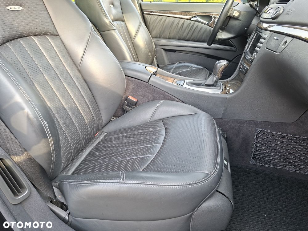 Mercedes-Benz Klasa E 55 AMG Automatik - 14