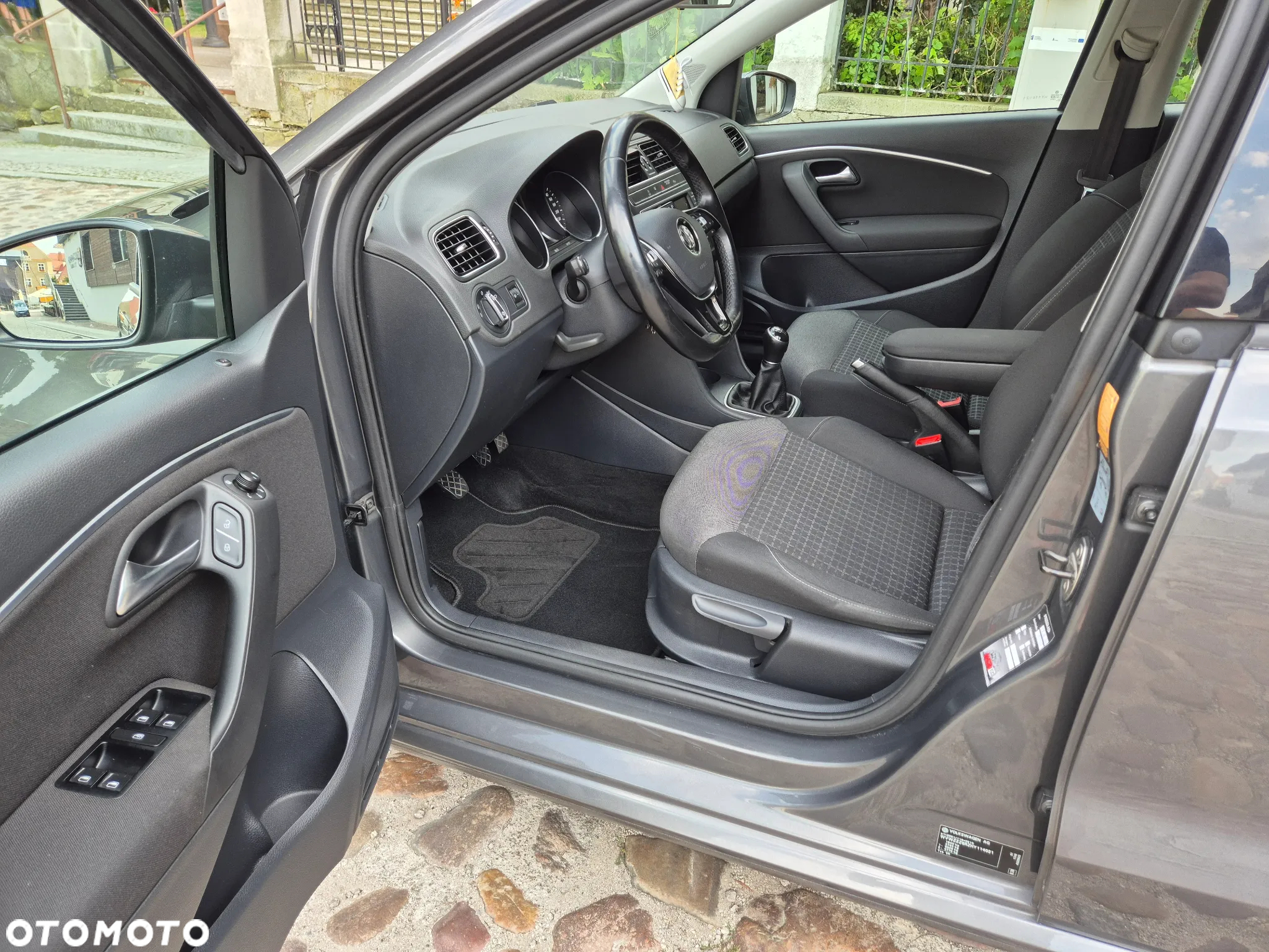 Volkswagen Polo 1.4 TDI (Blue Motion Technology) Highline - 9