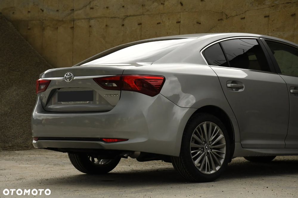 Toyota Avensis 2.0 D-4D Active Business - 22