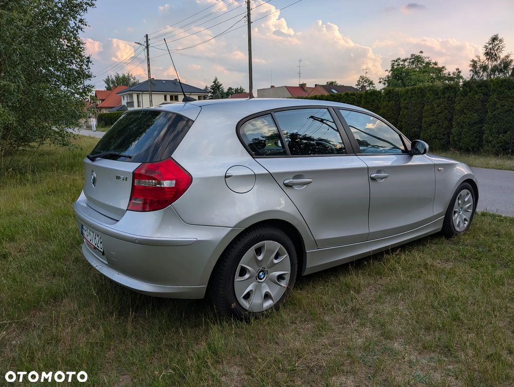 BMW Seria 1 116i - 10