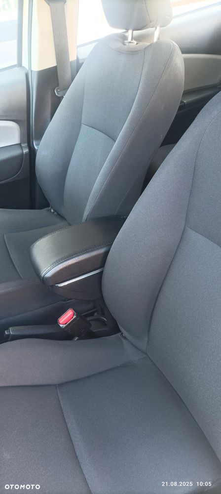 Toyota Yaris 1.0 Active - 14