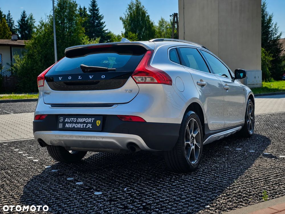 Volvo V40 T3 Drive-E R-Ocean Race - 7