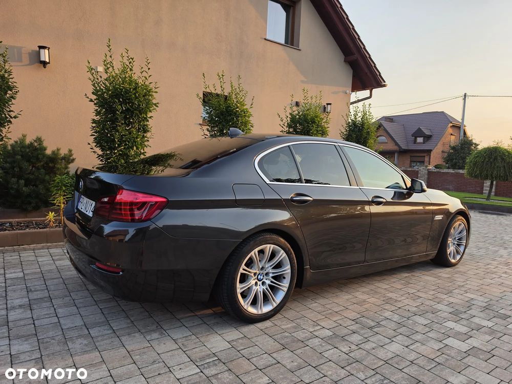 BMW Seria 5 520d - 23
